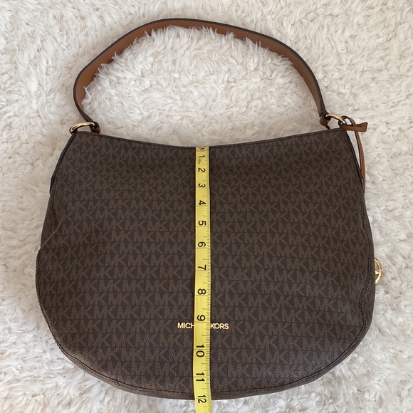 Michael Kors Purse - Picture 8 of 8